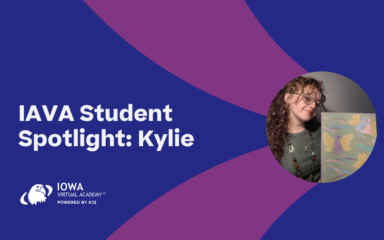 Iowa Virtual Academy student Kylie poses with her artwork for an IAVA Student Spotlight.